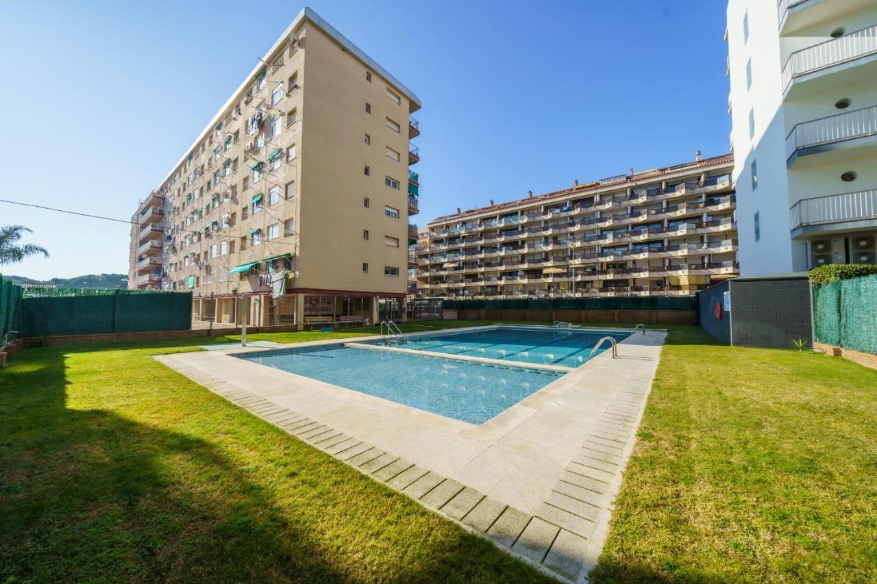 Homeholidaysrentals Nice - Costa Barcelona Малґрат-да-Мар Екстер'єр фото